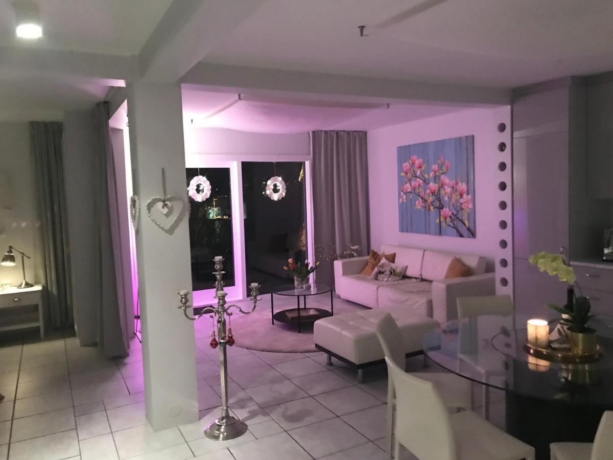 Casa Disa - Apartments A Boutique Guesthouse In Reykjavik City'S Central Park And Botanical Garden In Laugardalur, Hot-Spring-Valley ภายนอก รูปภาพ